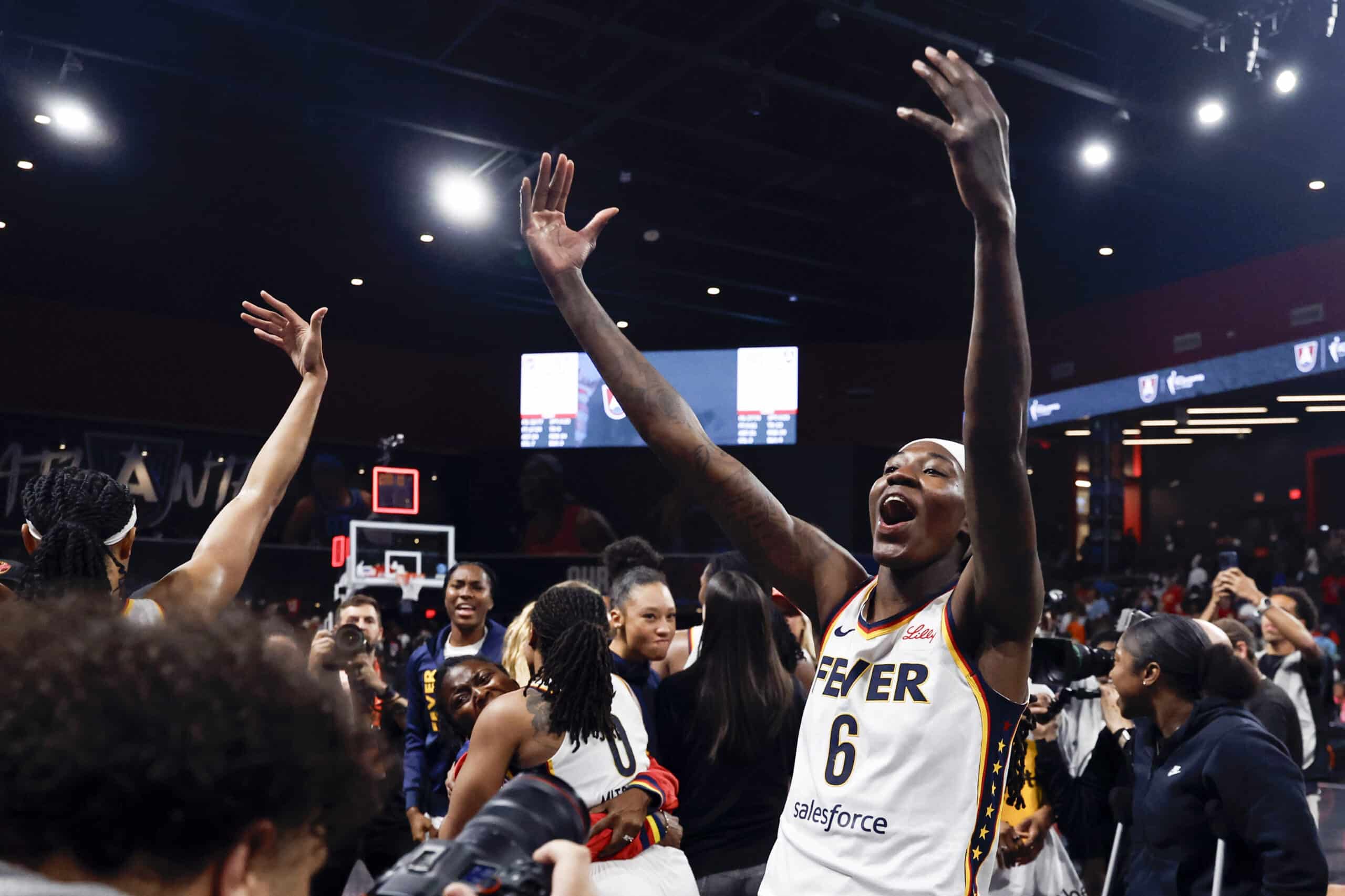 WNBA: Fever beat Dream to reach semifinals