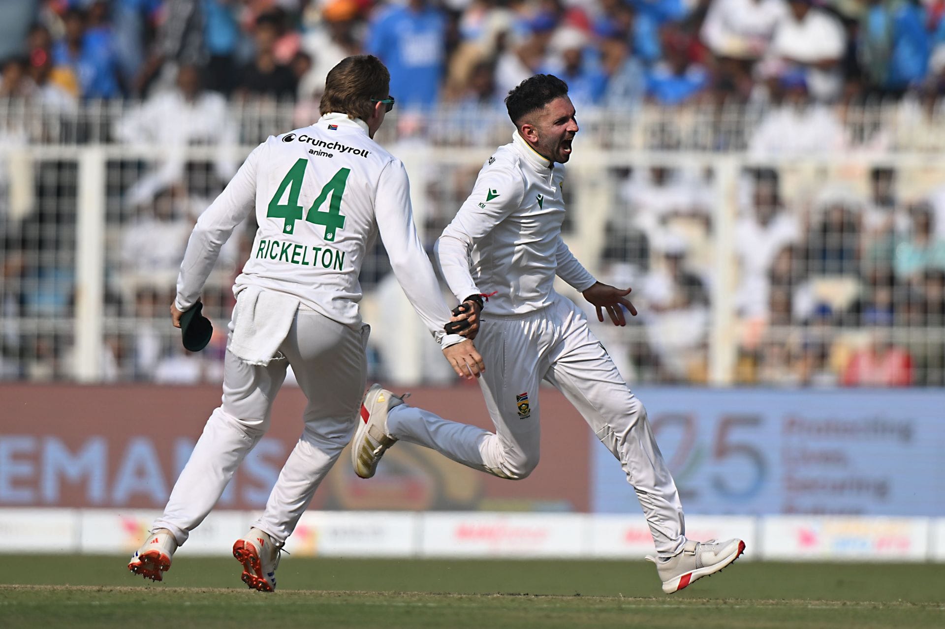 Keshav Maharaj gets 2 wickets in 5 balls as India lose IND vs SA 2025 2nd Test by 408 runs [Watch]