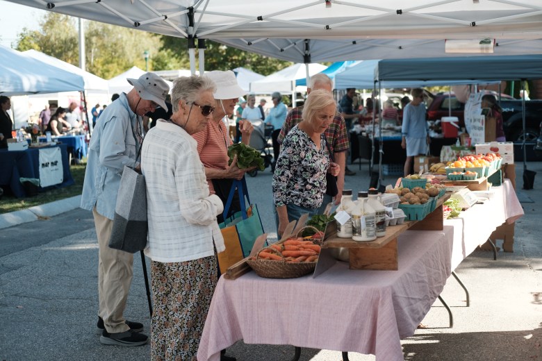 Yarmouth Farmers Market closes strong season in new spot
