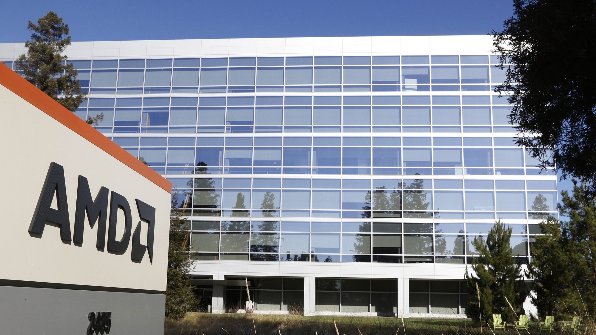 AMD Q3 2025 earnings results beat analysts’ EPS and revenue expectations