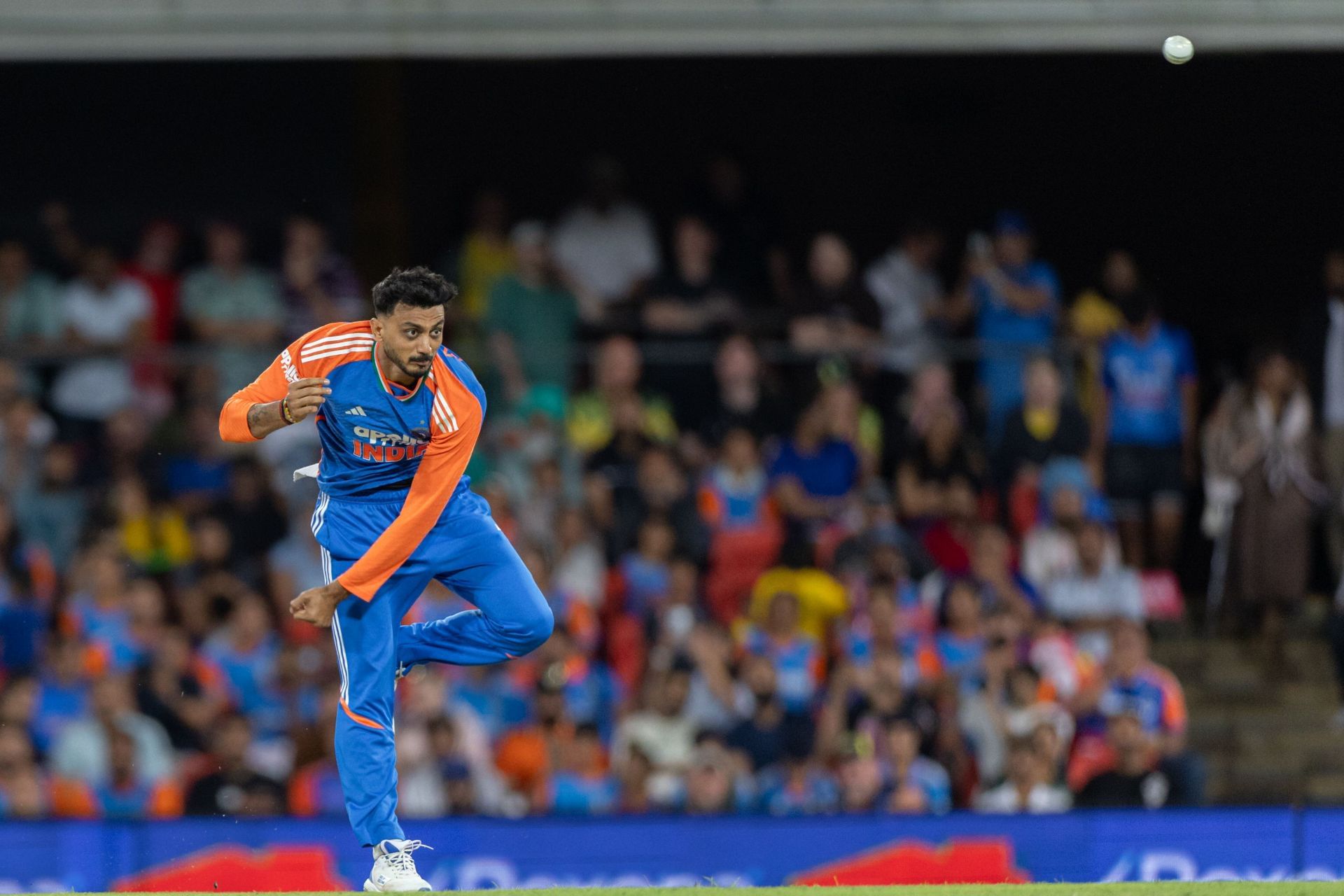 “To bowl 12 dot balls at that time was fantastic bowling” – Suresh Raina lauds Axar Patel’s performance in AUS vs IND 2025 4th T20I