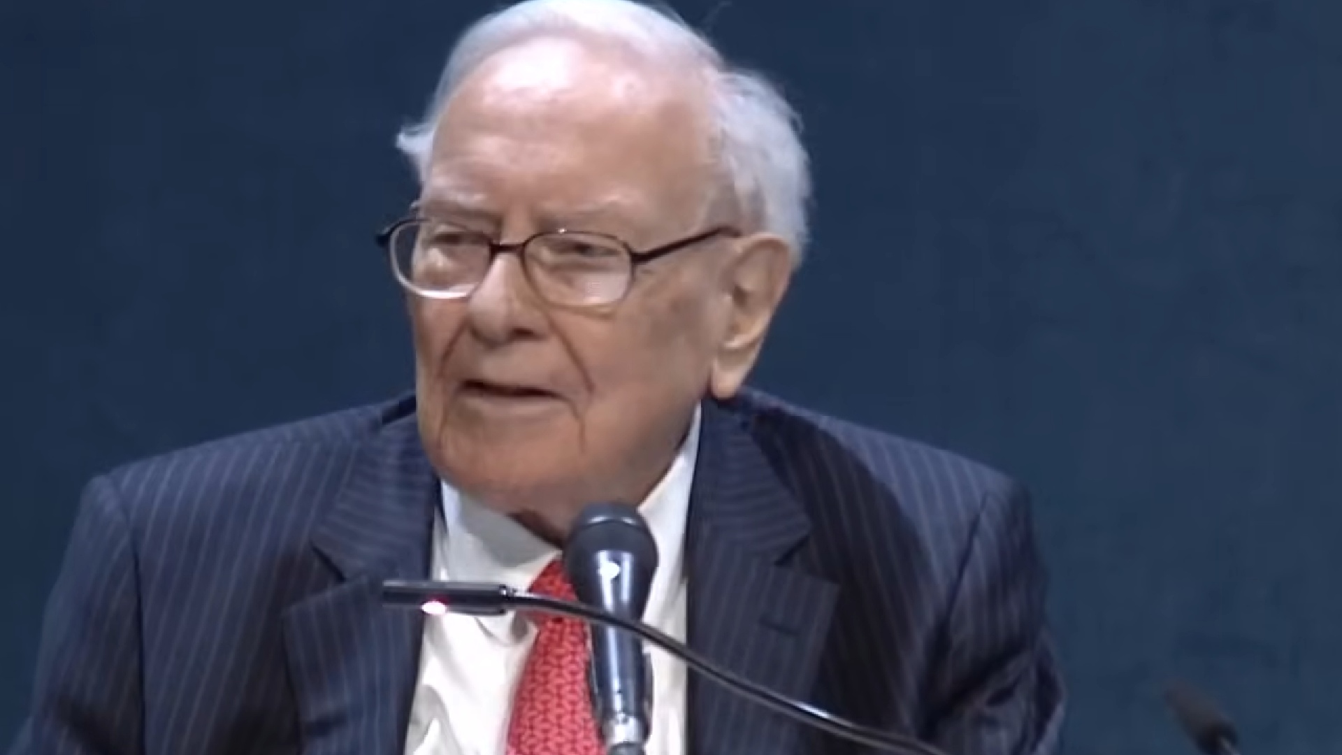 Warren Buffett’s Berkshire Hathaway reveals new $4.3 billion Alphabet (GOOGL) stock holding