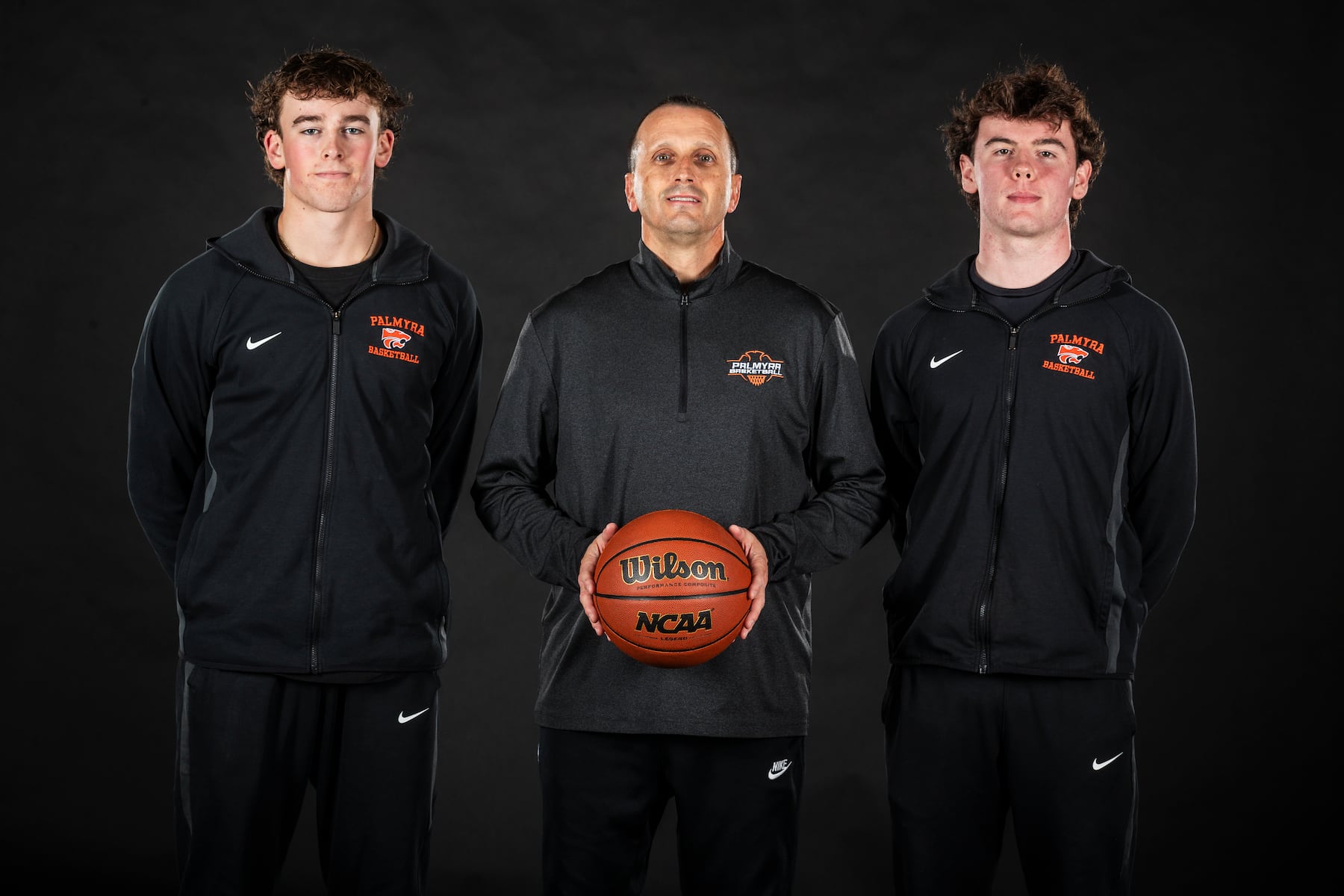 Big second quarter helps lift Palmyra boys hoops past Penn Manor