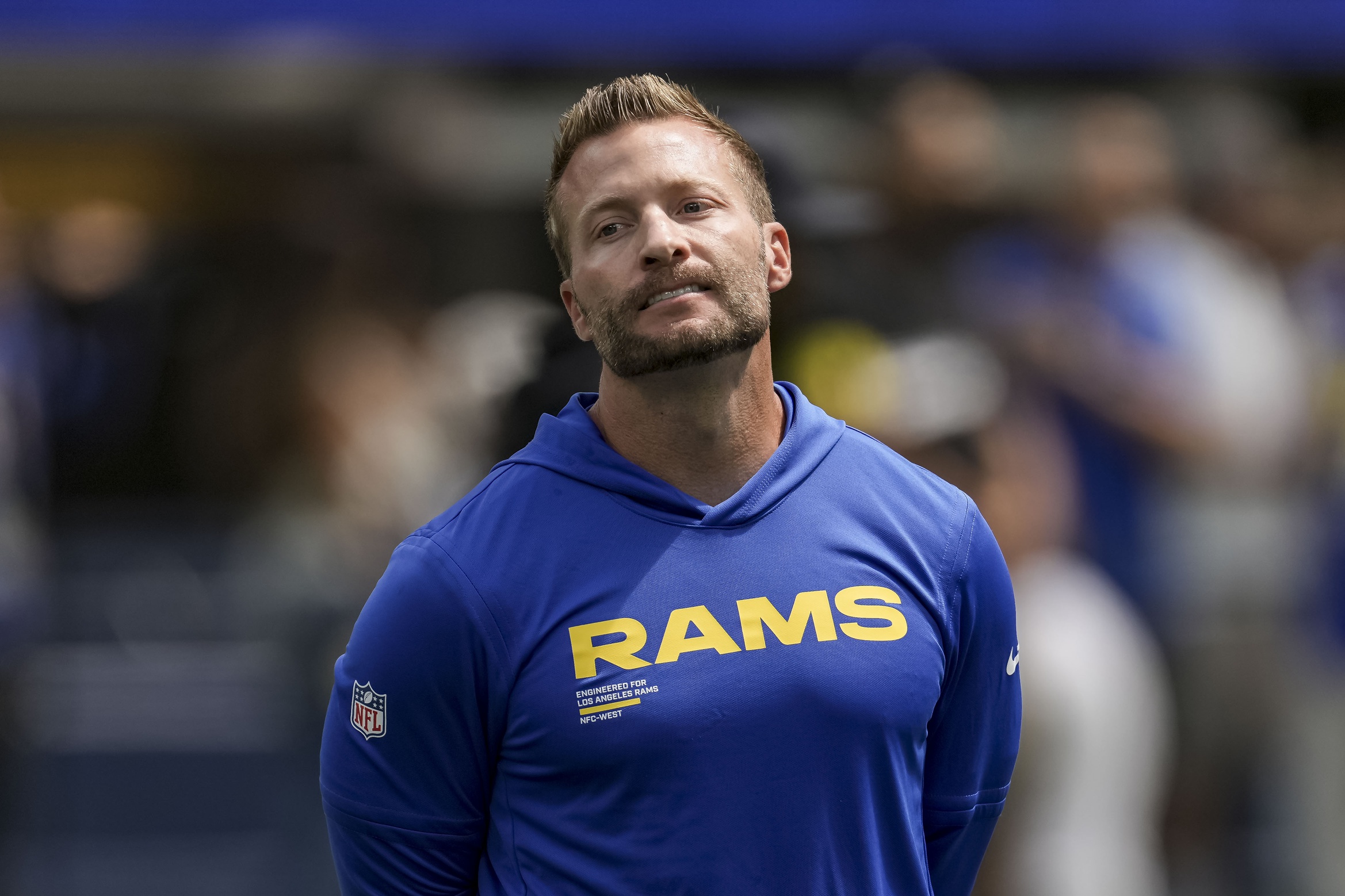 NFL world reacts after Rams lose quarterback